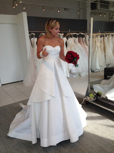 Oscar de la Renta '55N27' wedding dress size-10 NEW