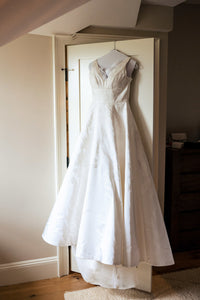 Anne Barge 'Forever Yours' wedding dress size-04 PREOWNED