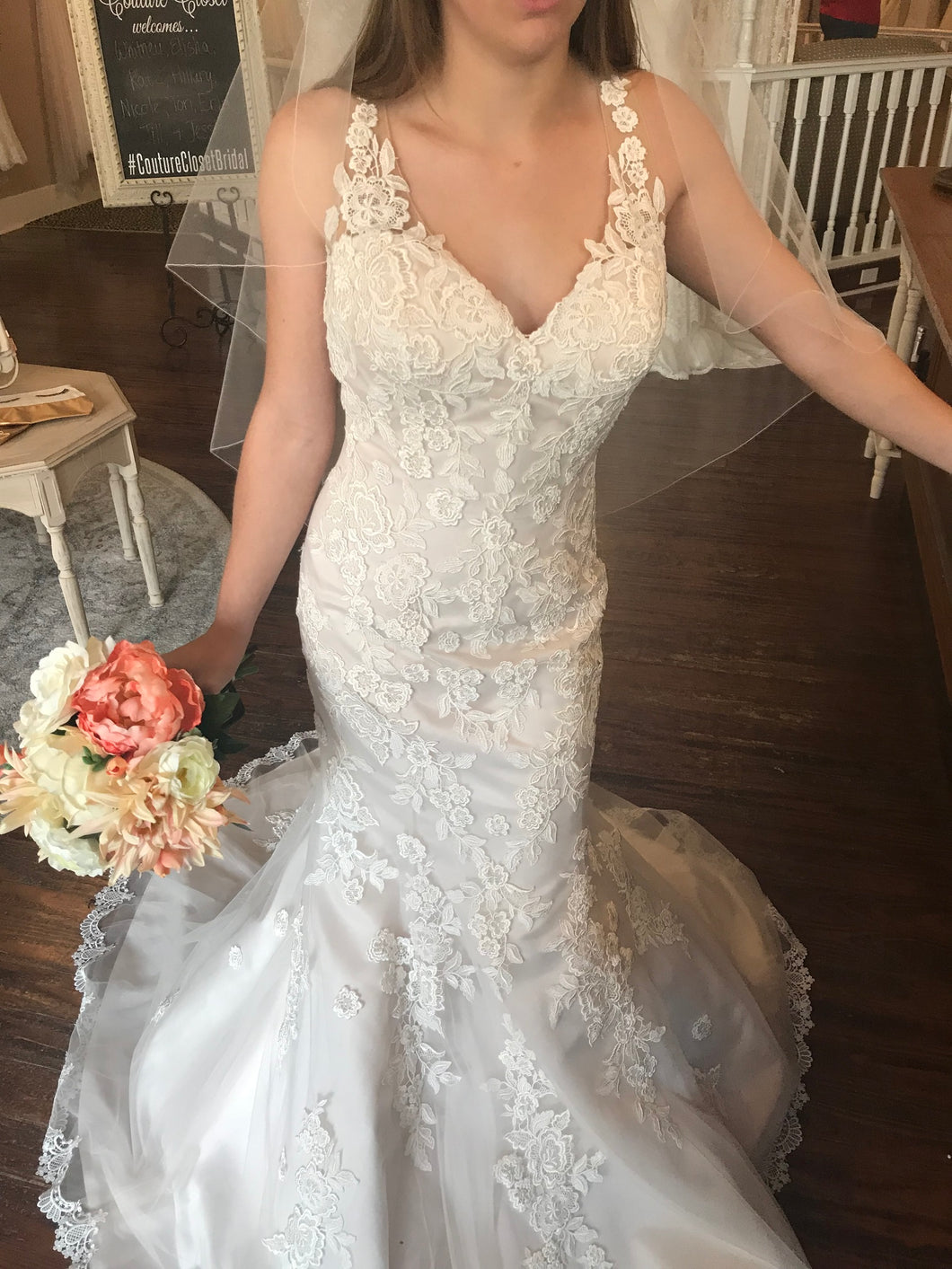Lillian West '6486' wedding dress size-06 NEW
