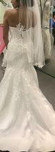 Load image into Gallery viewer, Davids Bridal &#39;Jewel Lace Sweetheart WG3800&#39;
