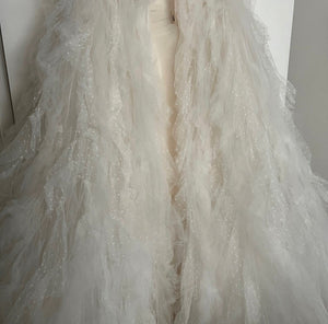 Oscar de la Renta '77NS28' wedding dress size-08 PREOWNED