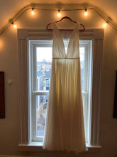 Load image into Gallery viewer, BHLDN &#39;Jenny Yoo Conrad&#39; wedding dress size-08 PREOWNED

