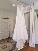 Load image into Gallery viewer, Stella York &#39;6435&#39; size 8 new wedding dress front view on hanger
