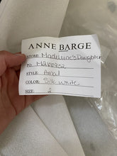 Load image into Gallery viewer, Anne Barge &#39;Amal/AB896&#39; wedding dress size-02 NEW
