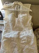 Load image into Gallery viewer, Melissa Sweet &#39;MS251005&#39; wedding dress size-12 PREOWNED
