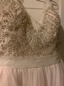 Allure 'Sequin' size 16 used wedding dress front view close up