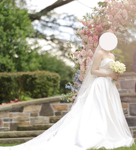 Meet True 'NA' wedding dress size-02 PREOWNED
