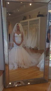 Galia Lahav 'Loretta' size 4 new wedding dress front view on bride