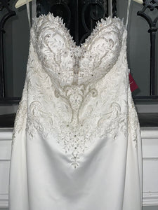 La Sposa 'Mermaid ' wedding dress size-12 NEW