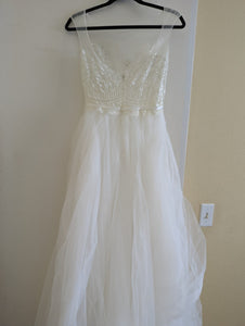 Etsy store 'Romantic Ivory Aline See through Wedding Dress, Bohemian Wedding dress' wedding dress size-04 NEW