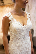 Load image into Gallery viewer, Sottero and Midgley &#39;Chauncey&#39; wedding dress size-04 NEW
