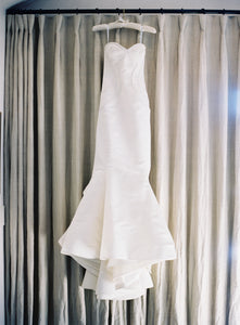 Oscar de la Renta 'Addison' wedding dress size-00 PREOWNED
