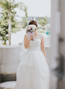 Vera Wang White 'White by Vera Wang Lace Illusion Wedding Dress, VW351315' wedding dress size-06 PREOWNED