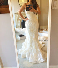 Load image into Gallery viewer, Marchesa &#39;Daphne&#39; size 2 used wedding dress front view on bride
