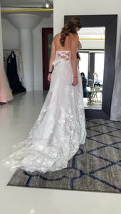 Madi Lane 'Brielle' wedding dress size-08 PREOWNED
