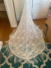 Load image into Gallery viewer, Allure Bridals &#39;Wilderly Bride Rory &#39; wedding dress size-04 NEW
