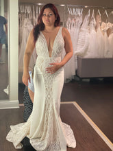 Load image into Gallery viewer, Colby John &#39;India&#39; wedding dress size-10 SAMPLE
