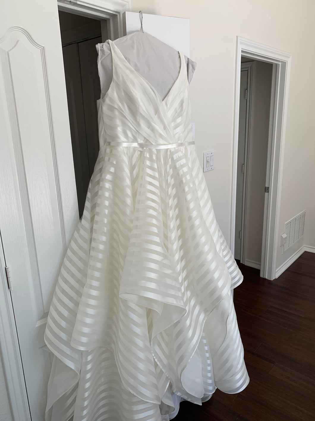 Hayley Paige 'Decklyn' size 16 new wedding dress front view on hanger