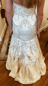 Lazaro 'N/A' wedding dress size-06 PREOWNED