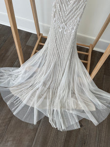 David's Bridal 'AP2E205240' wedding dress size-12 NEW