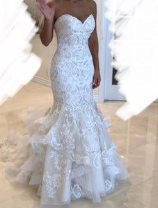 Allure Bridals 'Mermaid Lace' size 8 used wedding dress front view on bride