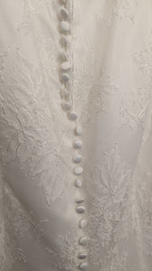 Sophia Moncelli 'N/A' wedding dress size-08 PREOWNED