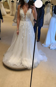 Bijou Bridal, Liretta 'Liretta Liberica' wedding dress size-06 NEW