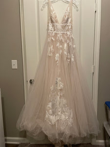Willowby 'Hearst Gown' wedding dress size-00 PREOWNED