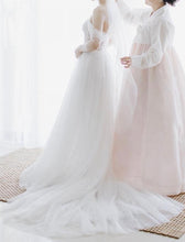Load image into Gallery viewer, Dany Tabet &#39;DT0021W093 Beatrix&#39; wedding dress size-02 PREOWNED
