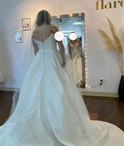 Martina Liana '1310' wedding dress size-06 NEW