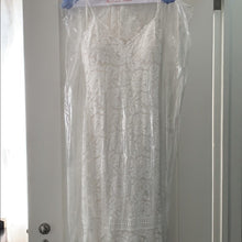Load image into Gallery viewer, Grace Loves Lace &#39;Hart&#39; wedding dress size-02 PREOWNED
