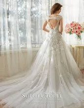 Load image into Gallery viewer, Sophia Tolli &#39;Vasya&#39; size 14 used wedding dress back view on model
