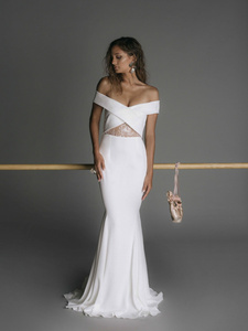 Rime Arodaky 'Coppelia' size 0 used wedding dress front view on model