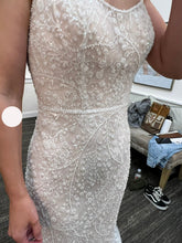 Load image into Gallery viewer, Enzoani &#39;Roxane&#39; wedding dress size-04 NEW
