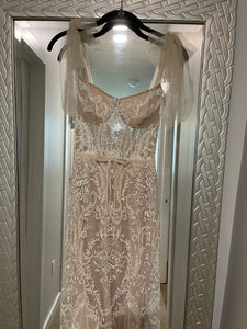 BERTA '20-P102' wedding dress size-02 PREOWNED