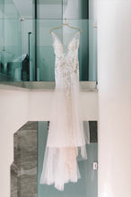 Load image into Gallery viewer, Berta &#39;Fall/Winter 2018 - 119&#39; size 2 used wedding dress front view on hanger
