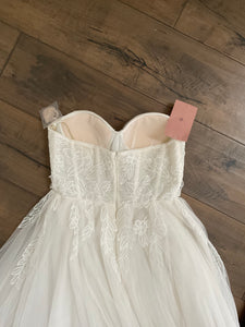 BHLDN 'Jessilyn Gown' wedding dress size-06 NEW