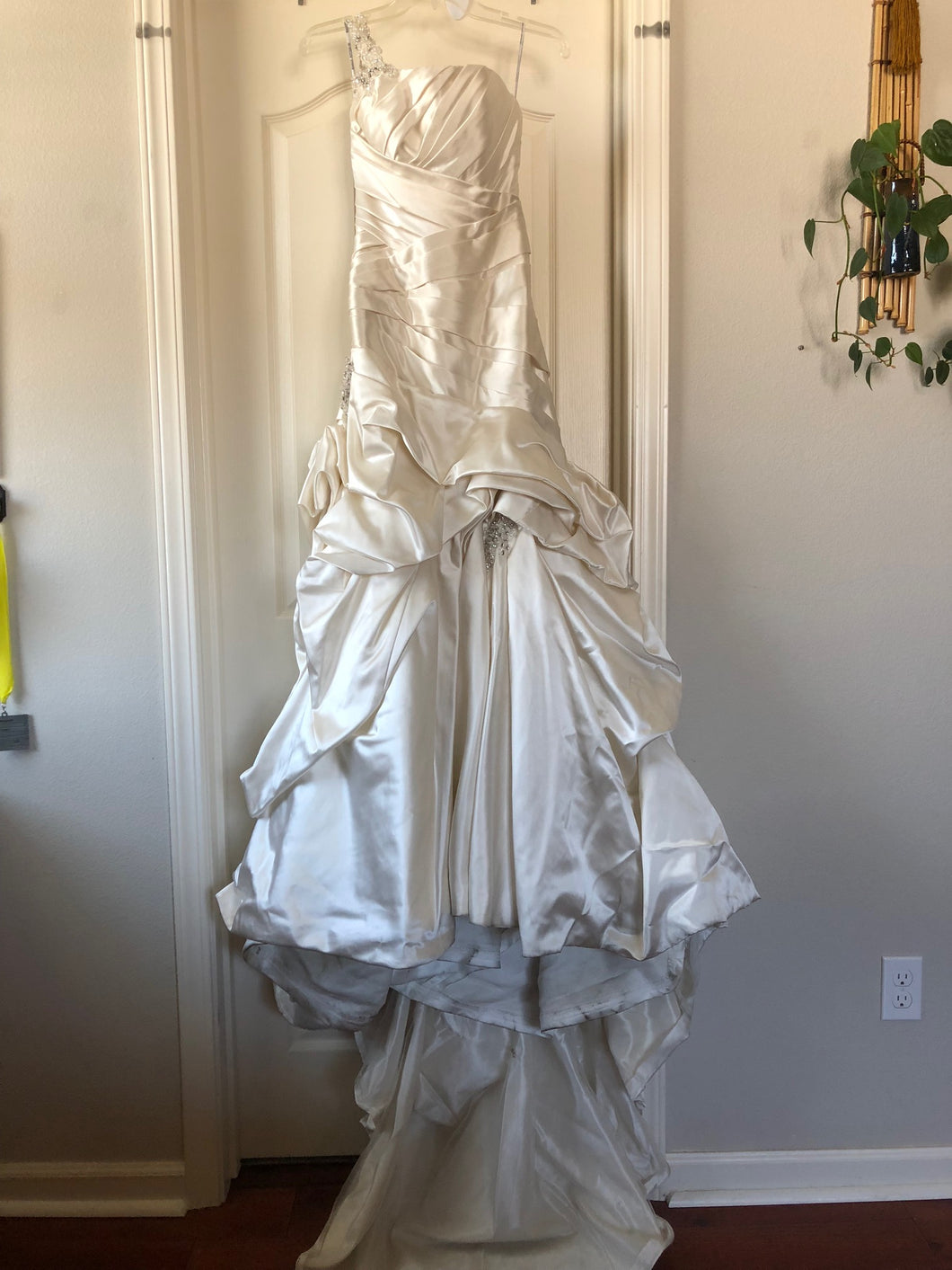 Maggie Sottero 'Fiorella' size 2 new wedding dress front view on hanger
