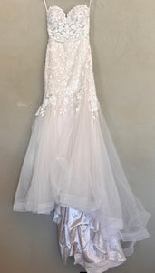 Paloma Blanca 'Not available' wedding dress size-08 PREOWNED