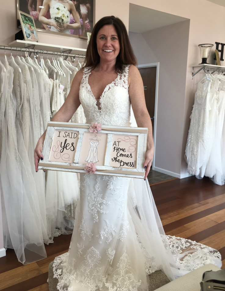Maggie Sottero 'Bernadine' wedding dress size-08 NEW