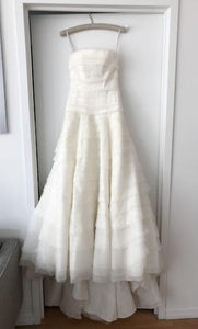 Vera Wang White 'A line Drop Waist' size 10 new wedding dress front view on hanger