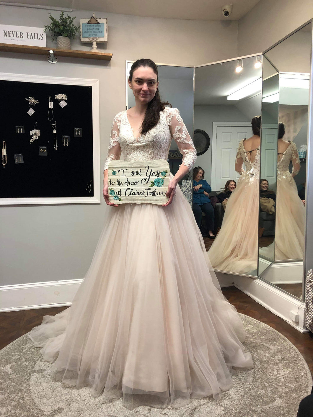 Allure 'Romance 3154' wedding dress size-08 NEW