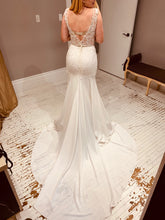 Load image into Gallery viewer, ALon Livne &#39;Savannah&#39; wedding dress size-06 NEW
