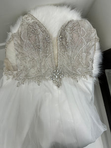 Kitty Chen 'H1932' wedding dress size-08 NEW