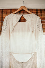 Load image into Gallery viewer, Houghton &#39;Chante&#39; size 8 new wedding dress back view on hanger
