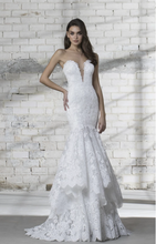 Load image into Gallery viewer, Pnina Tornai &#39;Love 2018 14687&#39; size 12 used wedding dress front view on model
