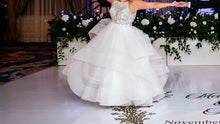 Load image into Gallery viewer, Hayley Paige &#39;Tulua&#39; wedding dress size-10 PREOWNED
