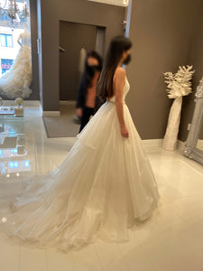 Winnie Couture 'Gemma 8490' wedding dress size-00 NEW