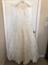 Load image into Gallery viewer, Pronovias &#39;Barcelona&#39; size 6 used wedding dress front view on hanger
