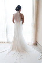 Load image into Gallery viewer, Martina Liana &#39;823&#39; wedding dress size-04 PREOWNED
